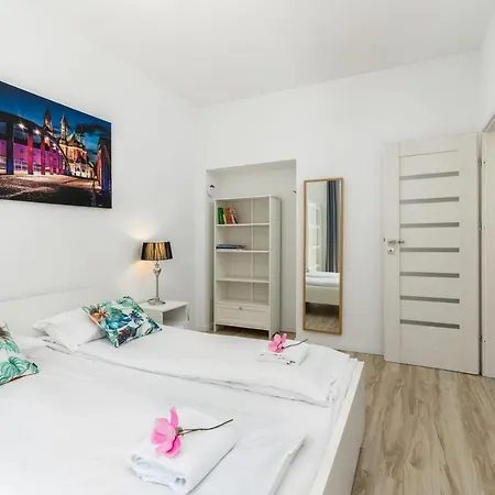 Апартаменти Wozna By Renters Познань